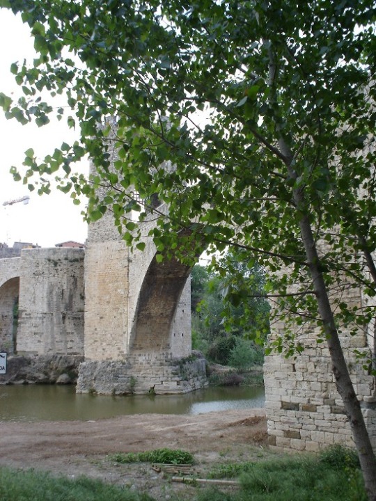 Foto de Besalú (Girona), España