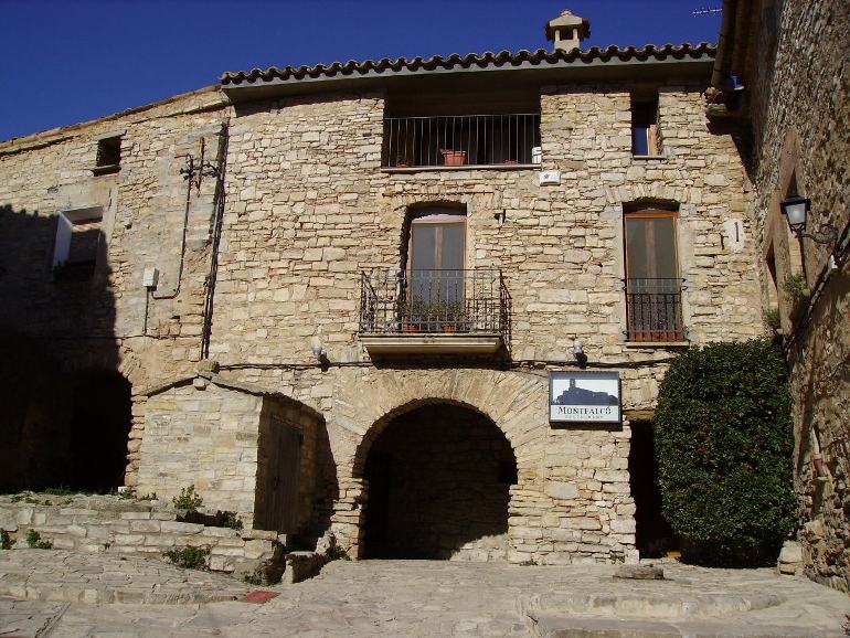 Foto de Montfalco Murallat (Lleida), España