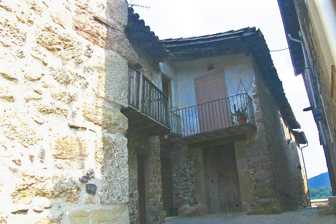 Foto de Santa Pau (Girona), España