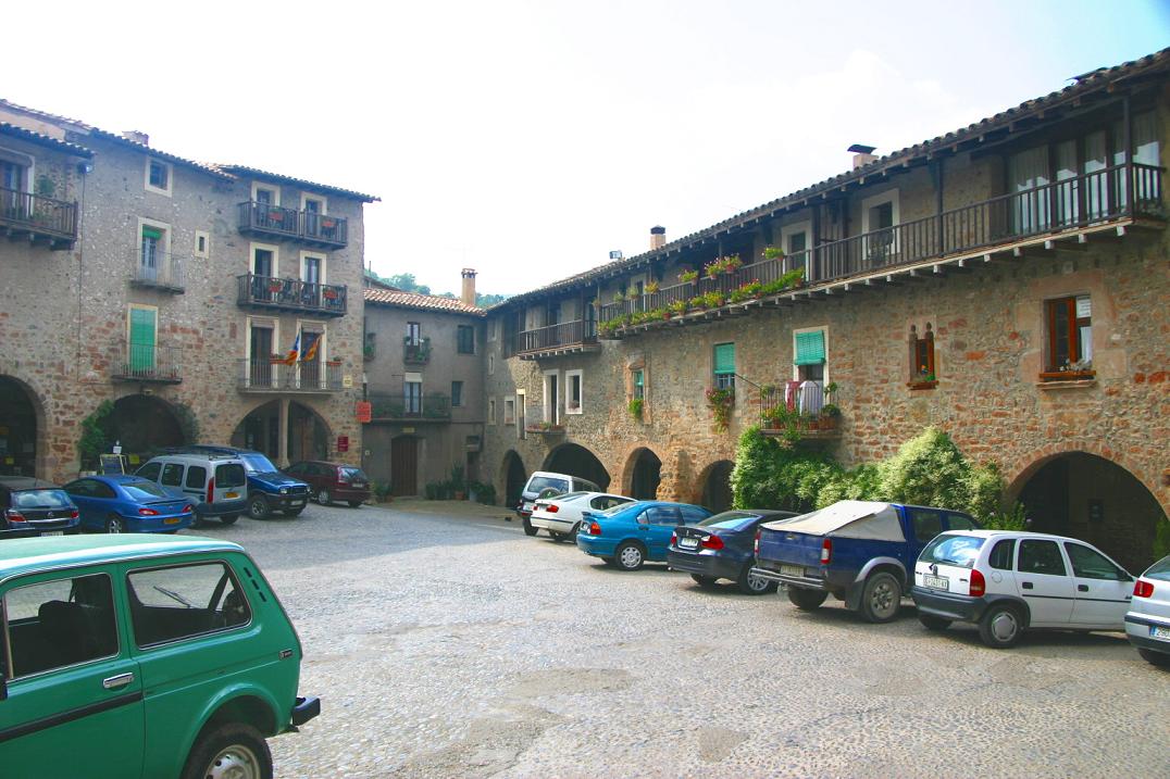 Foto de Santa Pau (Girona), España