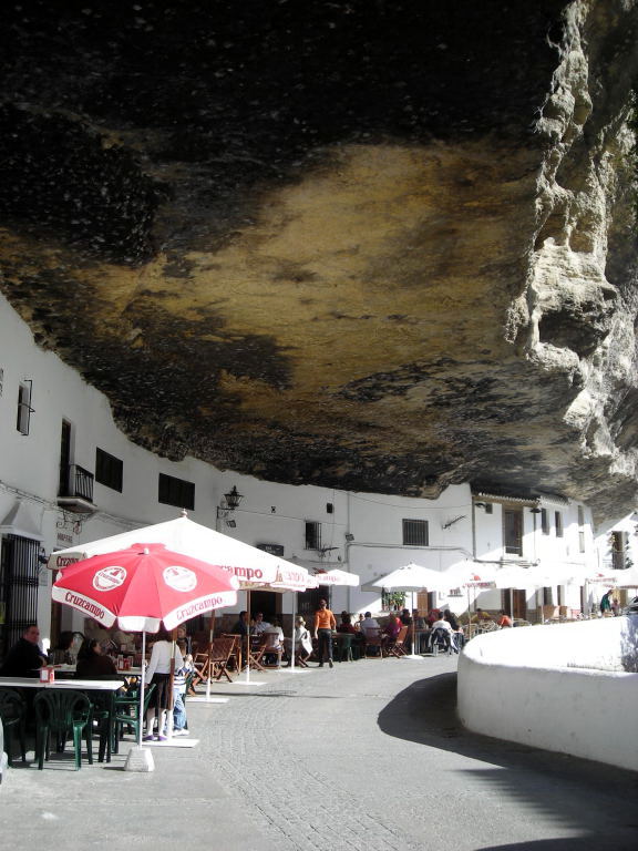 Foto de Setenil de las Bodegas (Cádiz), España