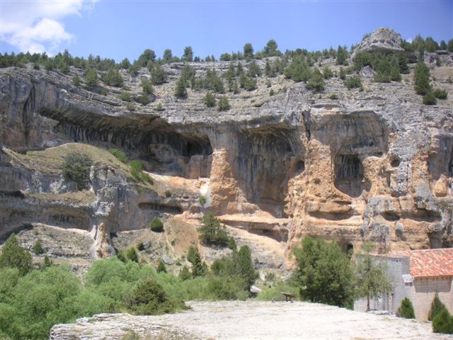 Foto de Santa María de las Hoyas (Soria), España