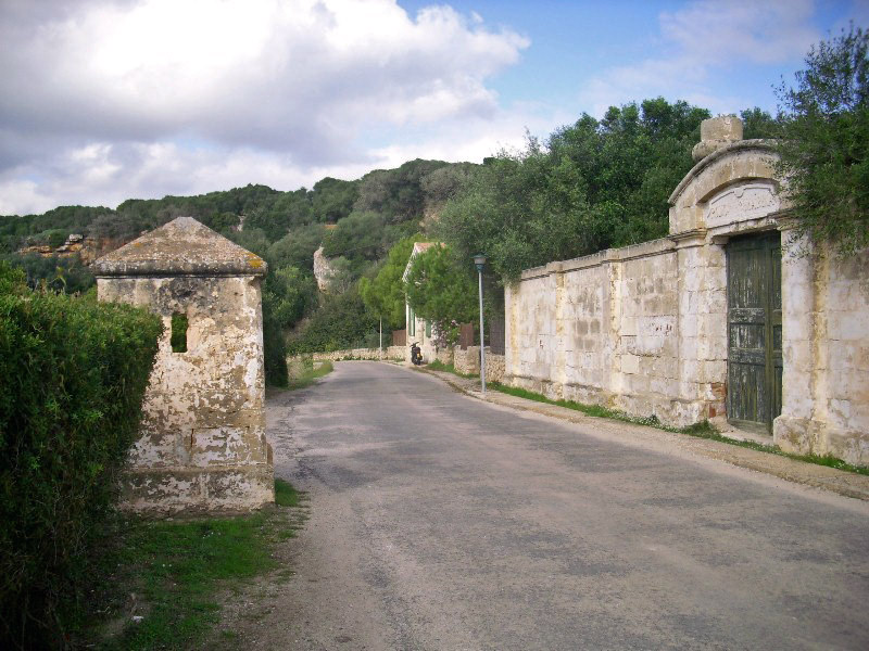 Foto de Cala Sant Esteve - Menorca (Illes Balears), España