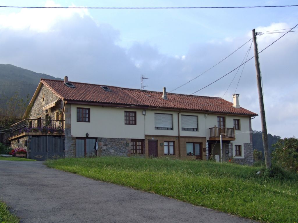 Foto de Sobremazas (Cantabria), España