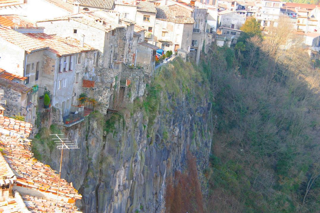 Foto de Castellfollit de la Roca (Girona), España