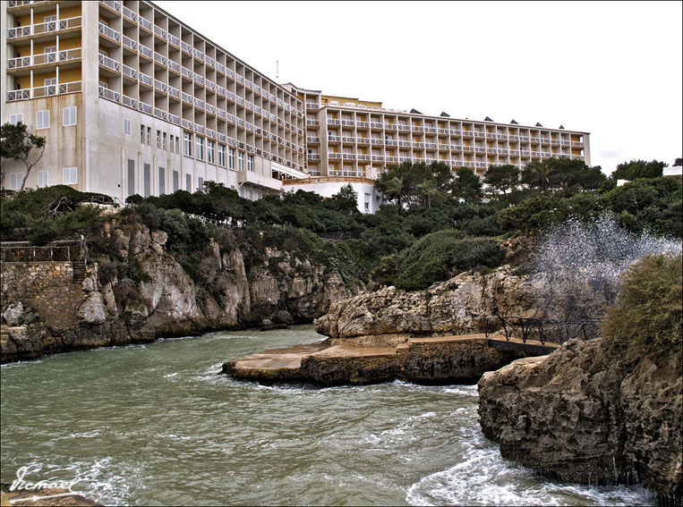 Foto de Cala Blanes - Menorca (Illes Balears), España