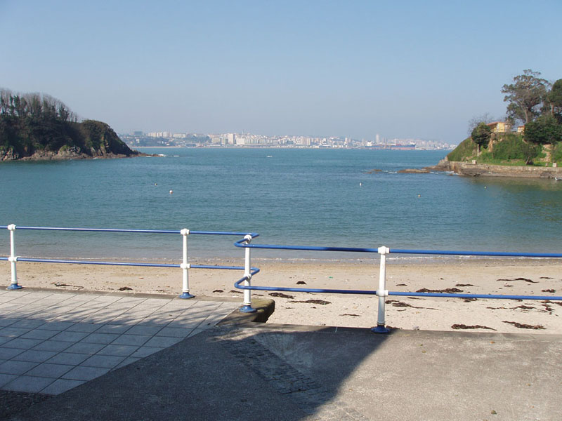 Foto de Santa Cruz - Oleiros (A Coruña), España