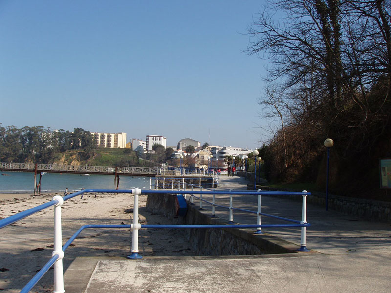 Foto de Santa Cruz - Oleiros (A Coruña), España