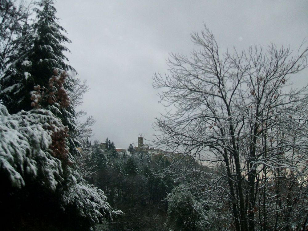 Foto de Aramo, Italia