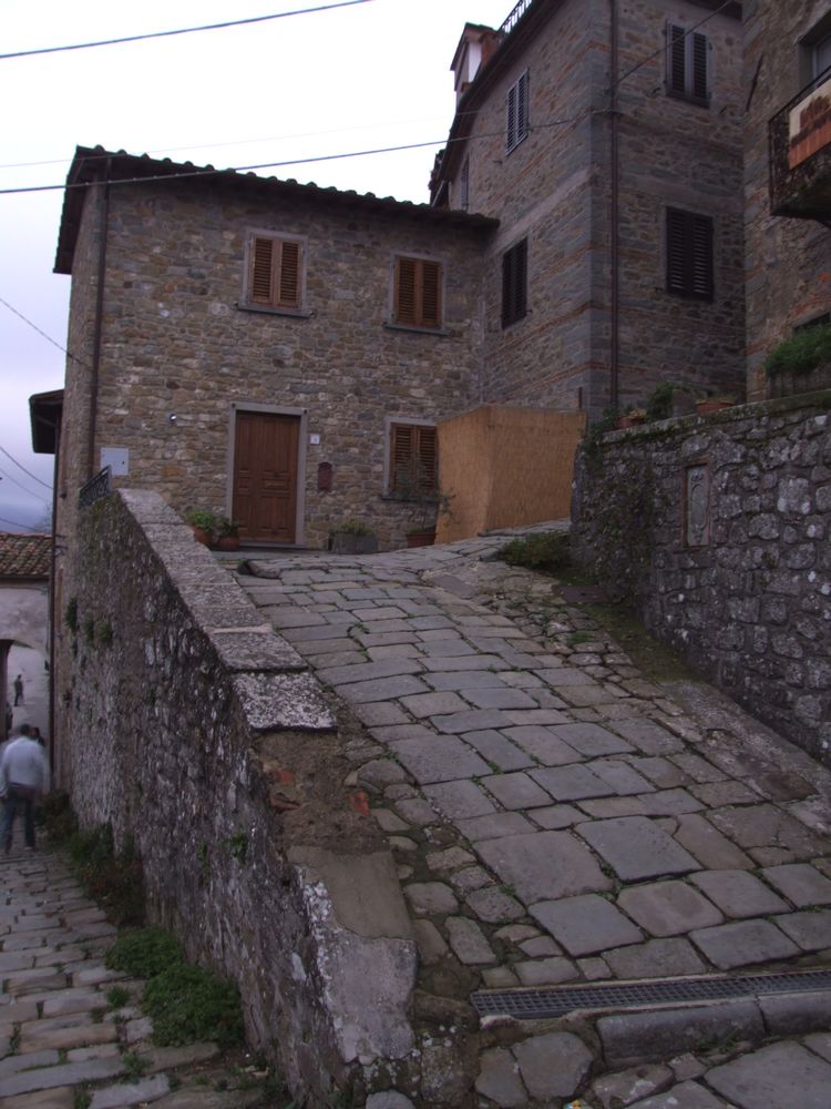 Foto de Aramo, Italia