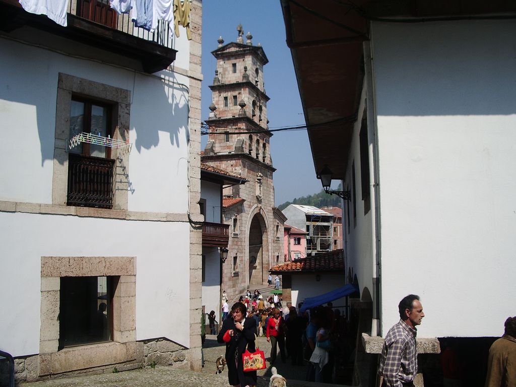Foto de Cangas de Onís (Asturias), España