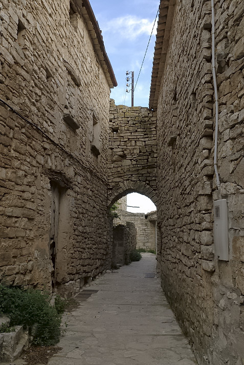 Foto de Montfalco Murallat (Barcelona), España