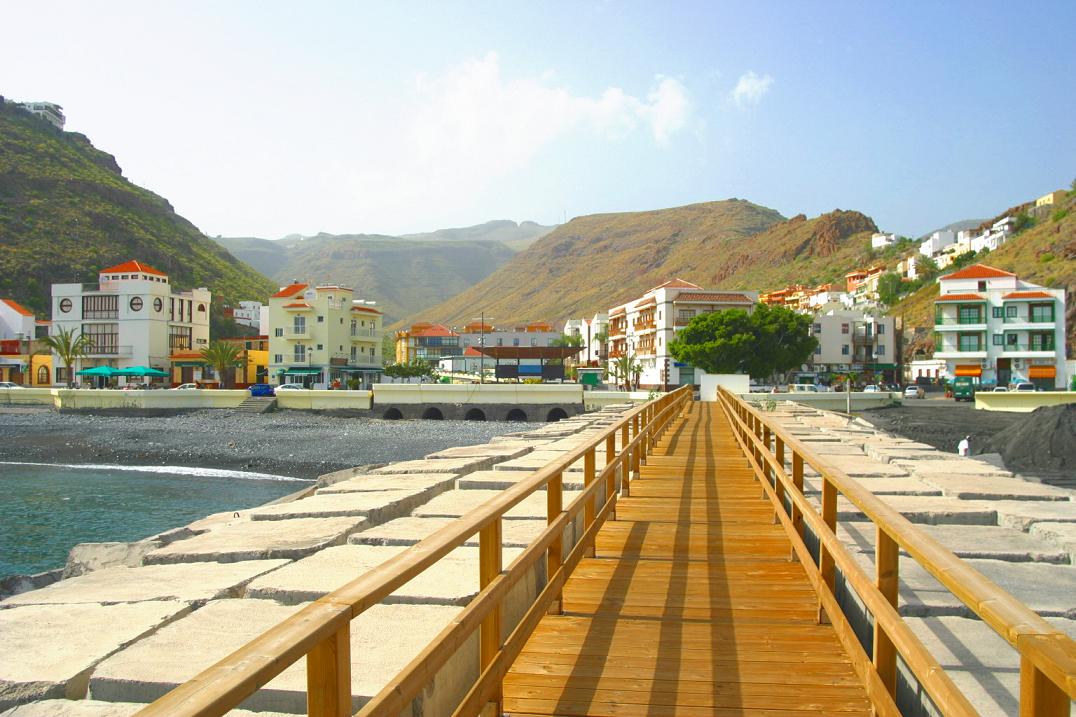 Foto de Playa Santiago - La Gomera (Santa Cruz de Tenerife), España