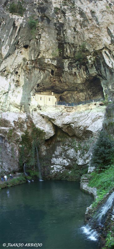 Foto de Cangas de Onís (Asturias), España