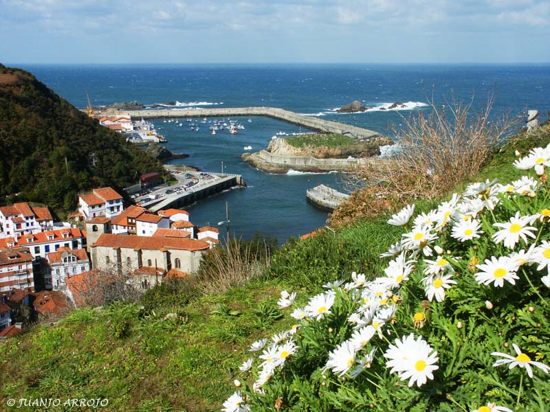 Foto de Cudillero (Asturias), España