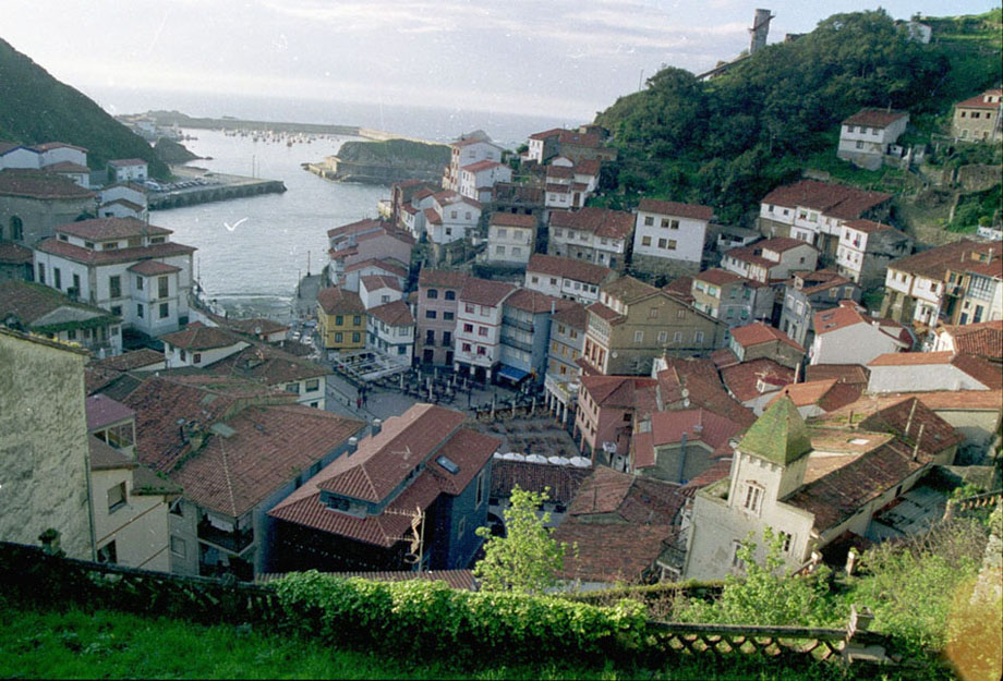 Foto de Cudillero (Asturias), España