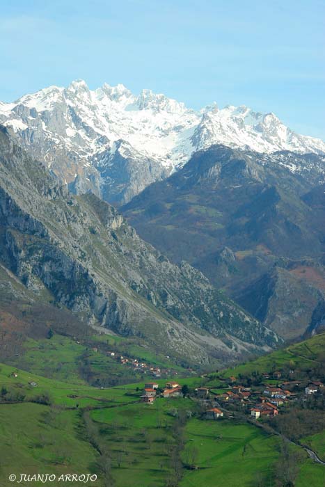 Foto de Amieva (Asturias), España