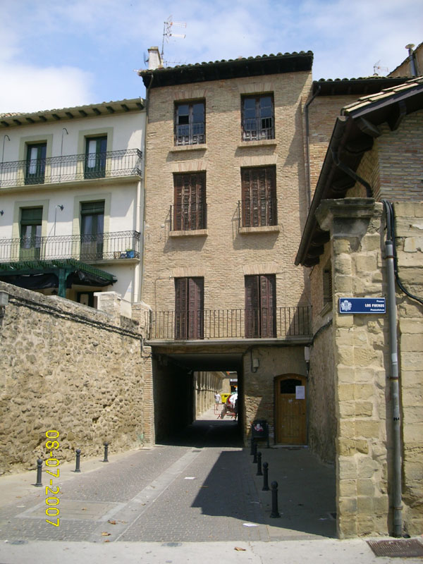 Foto de Puente la Reina (Navarra), España