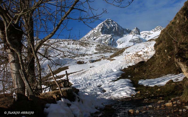 Foto de Pola de Lena (Asturias), España
