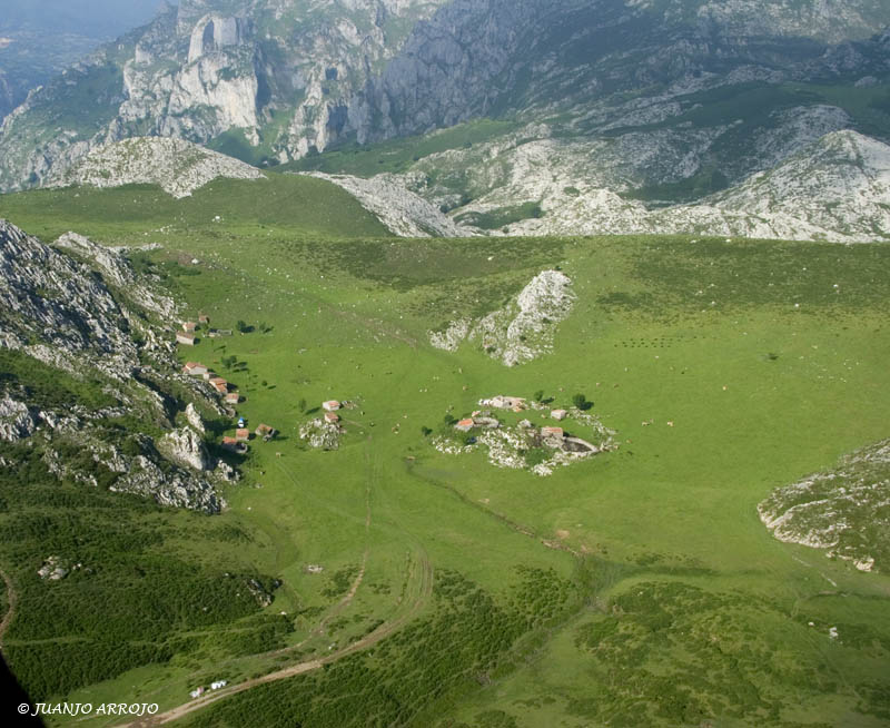 Foto de Onís (Asturias), España