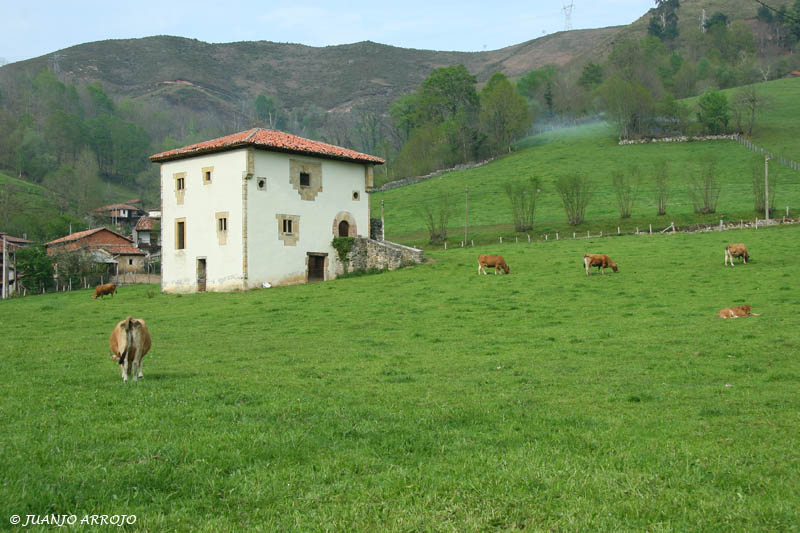 Foto de Onís (Asturias), España