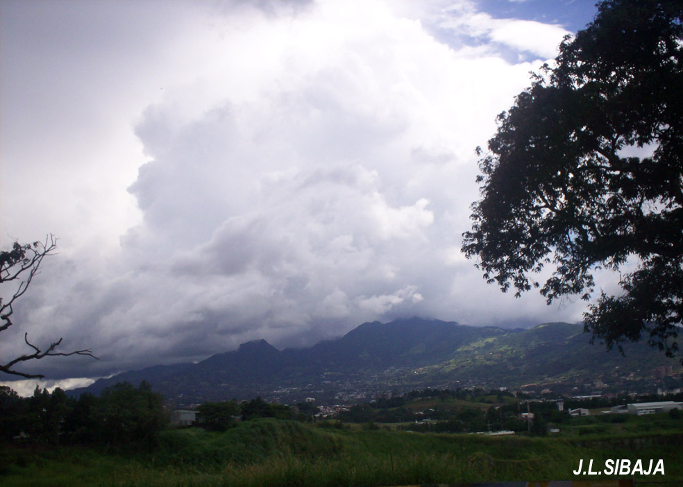 Foto: CORDILLERA CENTRAL, COSTA RICA - San José, Costa Rica