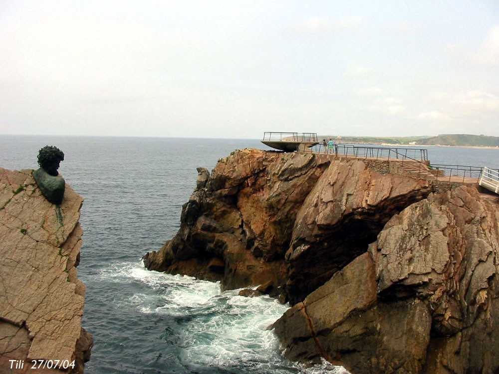 Foto de Salinas (Asturias), España