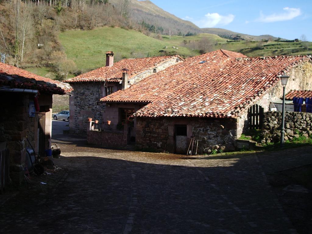 Foto de Carmona (Cantabria), España