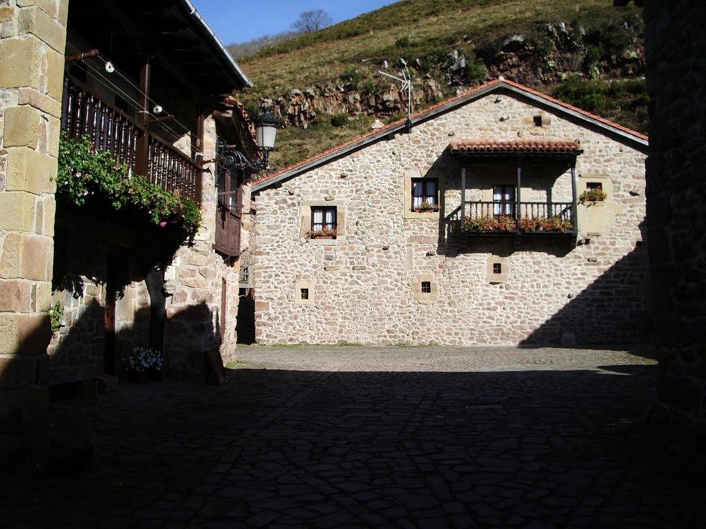 Foto de Bárcena Mayor (Cantabria), España