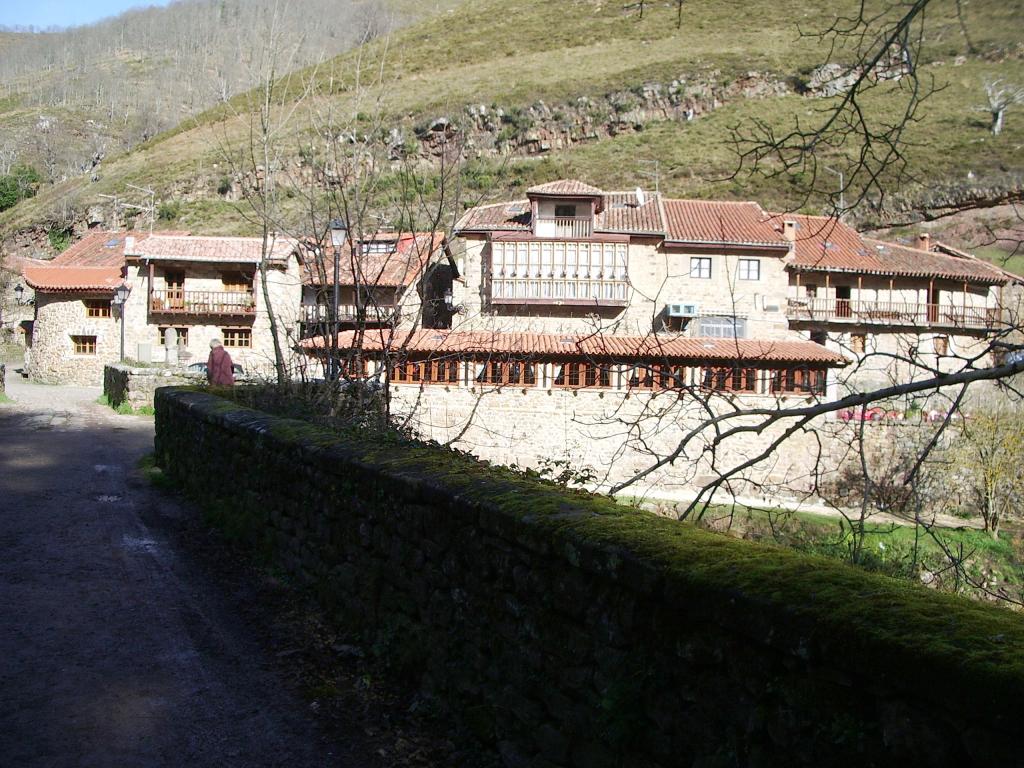 Foto de Bárcena Mayor (Cantabria), España