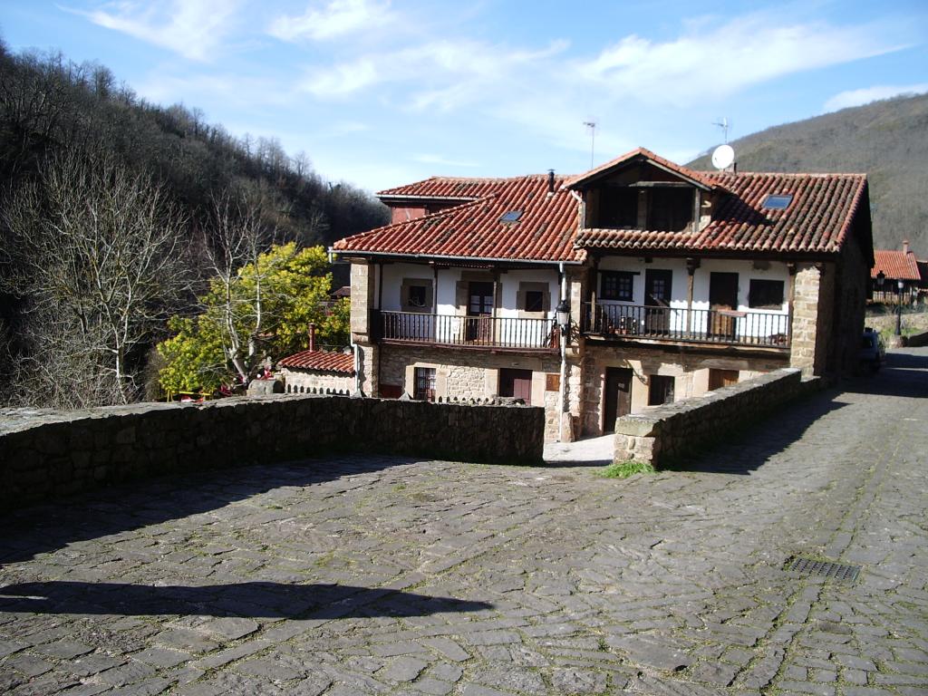 Foto de Bárcena Mayor (Cantabria), España