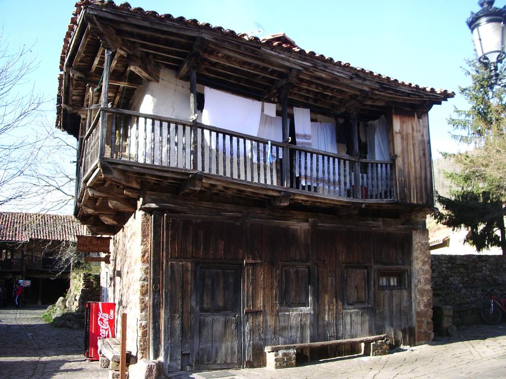 Foto de Bárcena Mayor (Cantabria), España