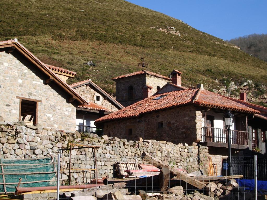 Foto de Bárcena Mayor (Cantabria), España
