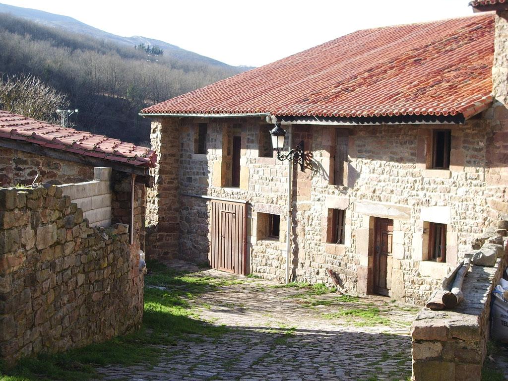 Foto de Bárcena Mayor (Cantabria), España