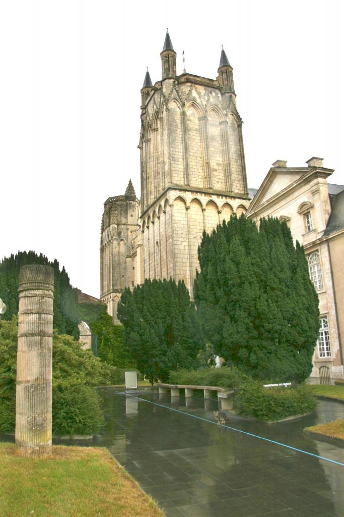 Foto de Poitiers, Francia