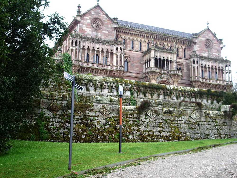 Foto de Comillas (Cantabria), España