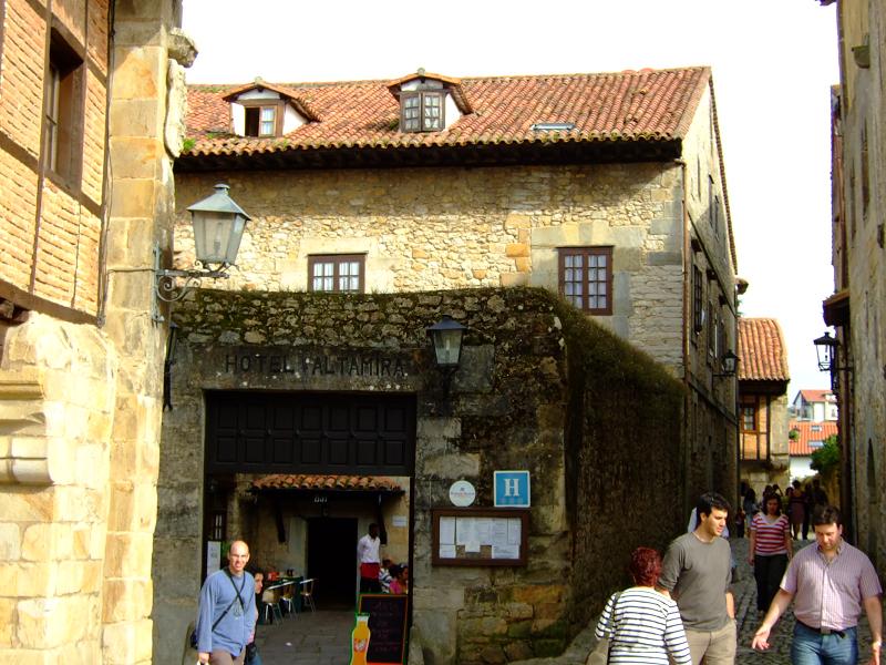 Foto de Santillana del Mar (Cantabria), España