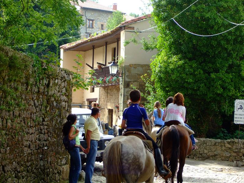 Foto de Santillana del Mar (Cantabria), España