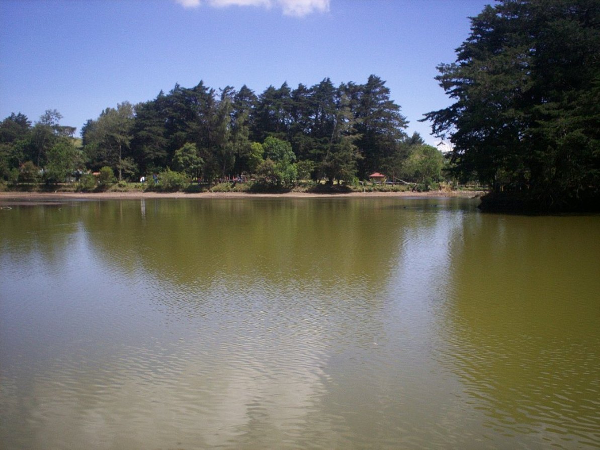 Foto: LAGUNA DE FRAIJANES (Fraijanes De San Isidro De Alajuela) - Fraijanes (Alajuela), Costa Rica