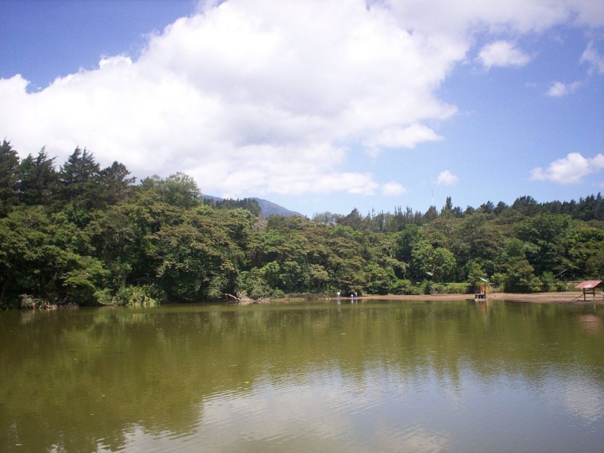 Foto: LAGUNA DE FRAIJANES (Fraijanes De San Isidro De Alajuela) - Fraijanes (Alajuela), Costa Rica