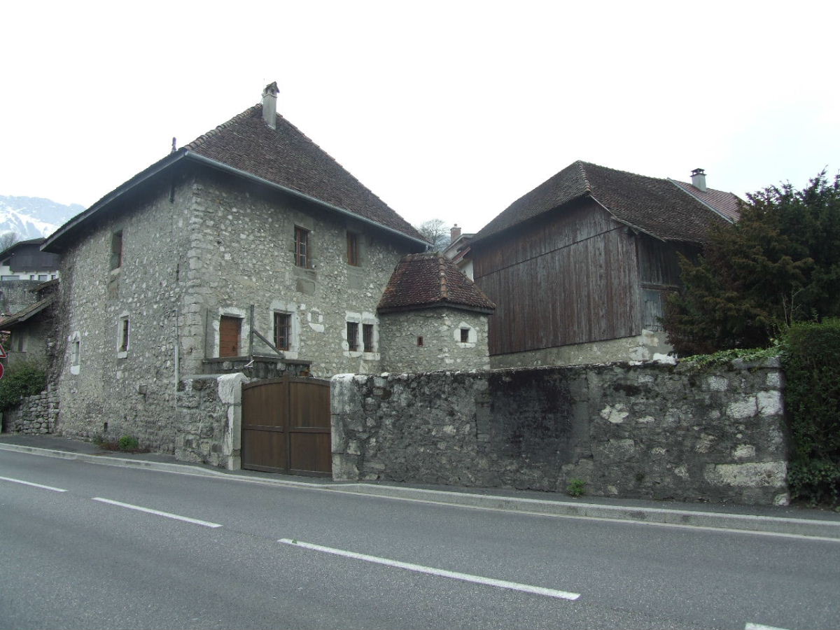 Foto de Duingt, Francia