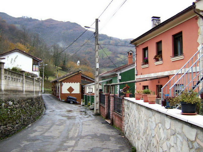 Foto de Turón (Asturias), España