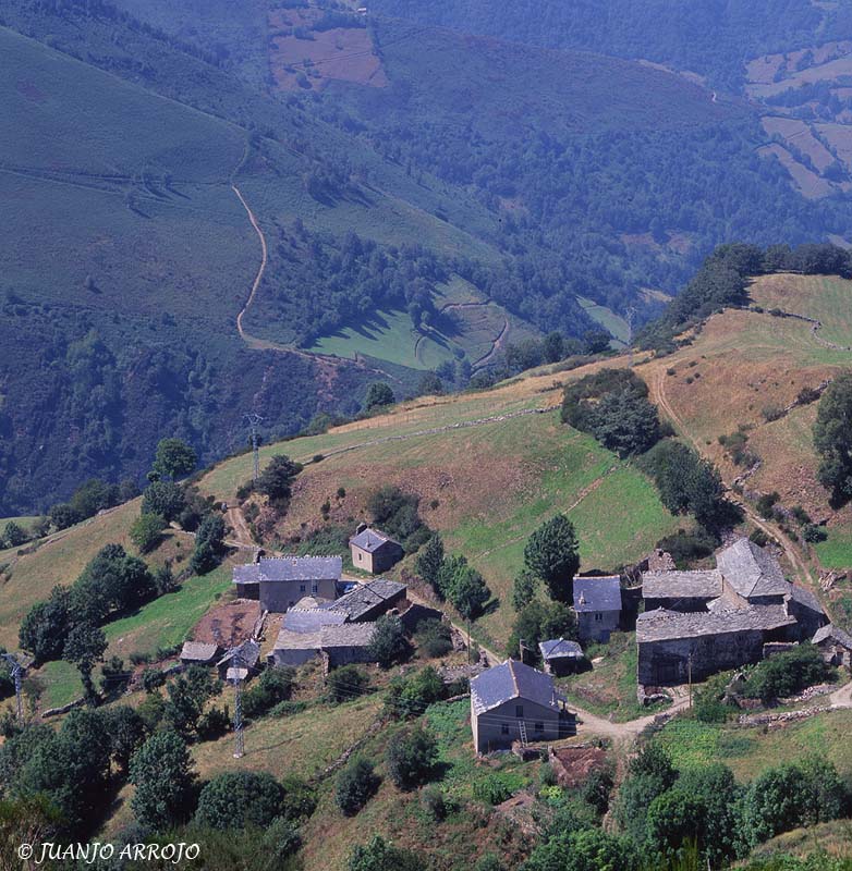 Foto de Cangas del Narcea (Asturias), España