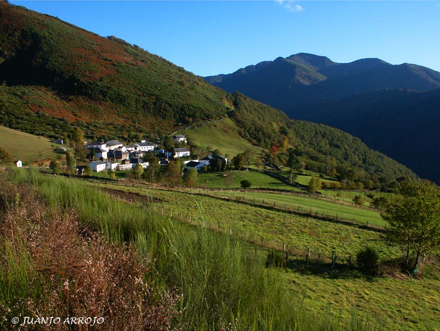 Foto de Cangas del Narcea (Asturias), España
