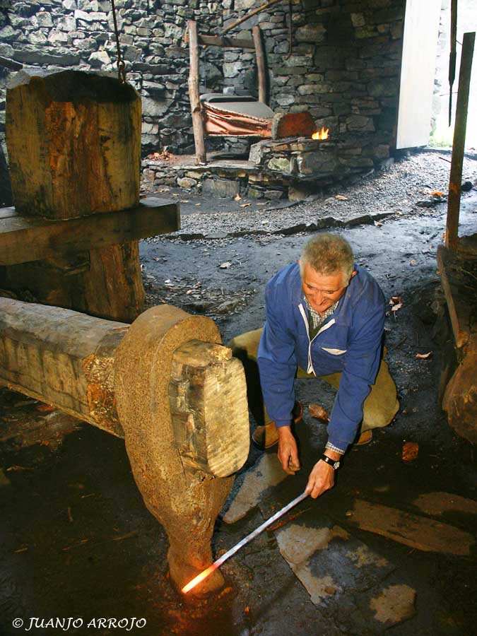 Foto de Cangas del Narcea (Asturias), España