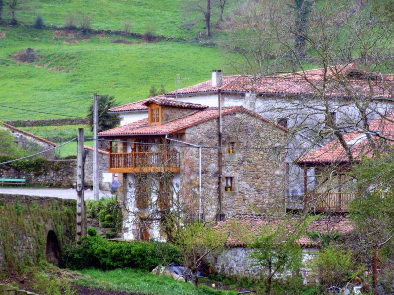 Foto de Llerana de Cayon (Cantabria), España
