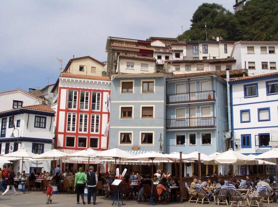 Foto de Cudillero (Asturias), España