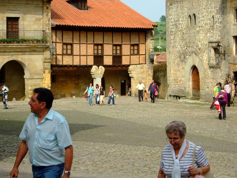Foto de Santillana del Mar (Cantabria), España