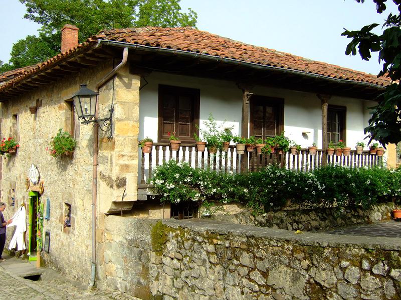 Foto de Santillana del Mar (Cantabria), España