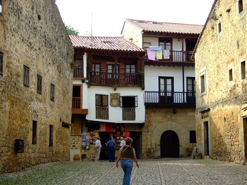 Foto de Santillana del Mar (Cantabria), España